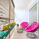 Luxe Comfort Melesio In Centre Split