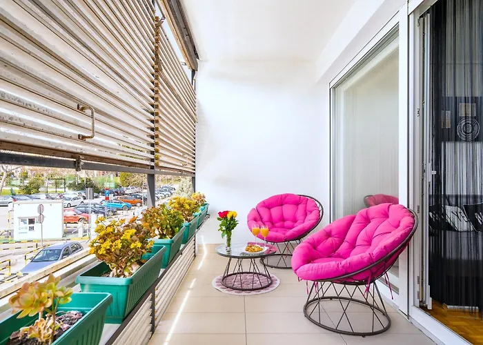 Luxe Comfort Melesio In Centre Split