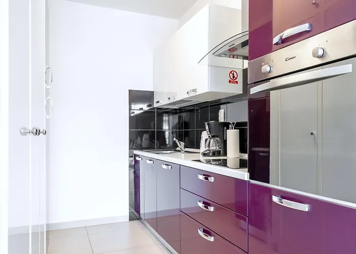 Appartement Luxe Comfort Melesio In Centre