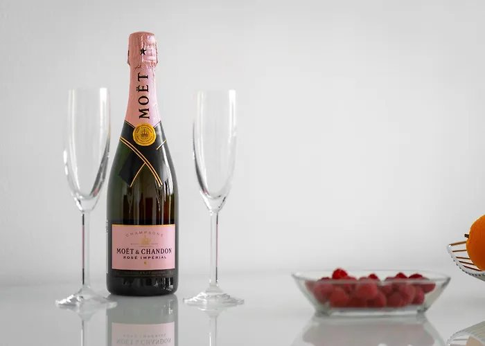 Luxe Comfort Melesio In Centre Διαμέρισμα