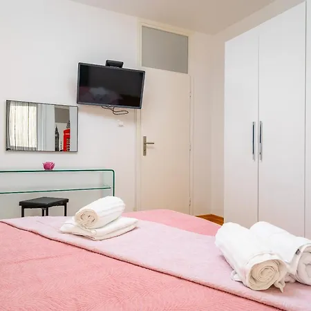 Luxe Comfort Melesio In Centre Appartement *